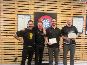 Christmas Open 2022 - Finale doubles (de gauche à droite) : Michel Schmid, Mika Flückiger, Fabian Schor et Jason Mauersberger